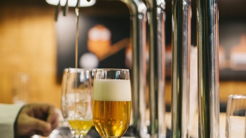 Ciento cincuenta cerveceras artesanales en el WTC — y apenas una de cada cien chelas que te tomas