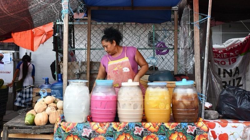 El impuesto al refresco recaudó 32,769 millones en seis meses — señal de que nadie dejó de tomarlo